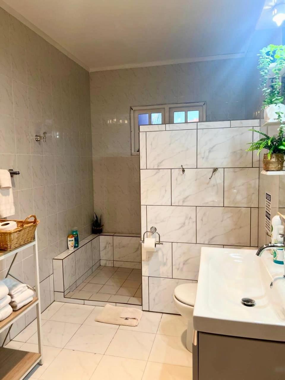 3-Bedroom Villa With A Jacuzzi Noord Eksteriør billede